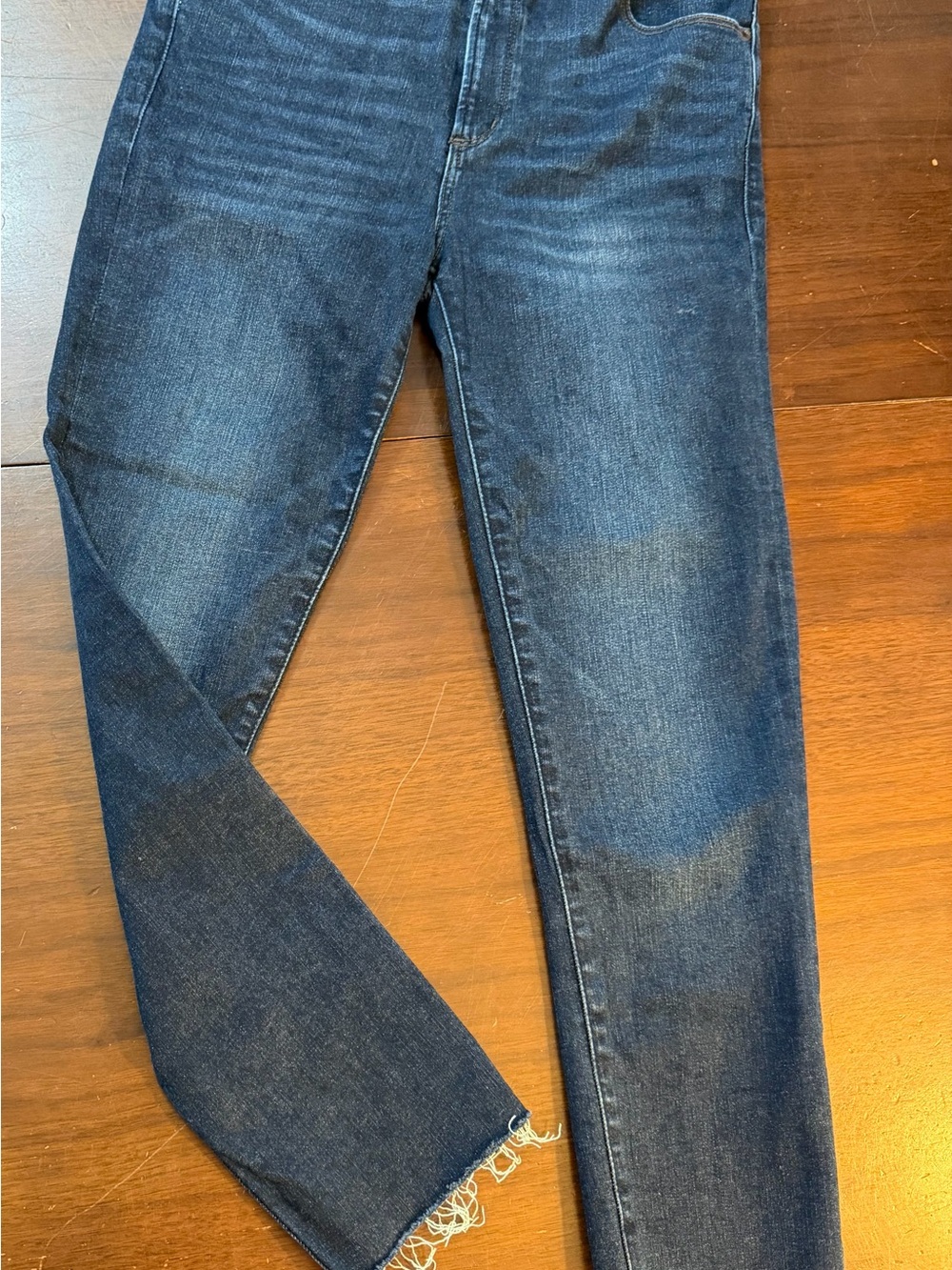 Abercrombie & Fitch Dark Wash Skinny Jeans Size 27” Raw Hem 25”long high waist